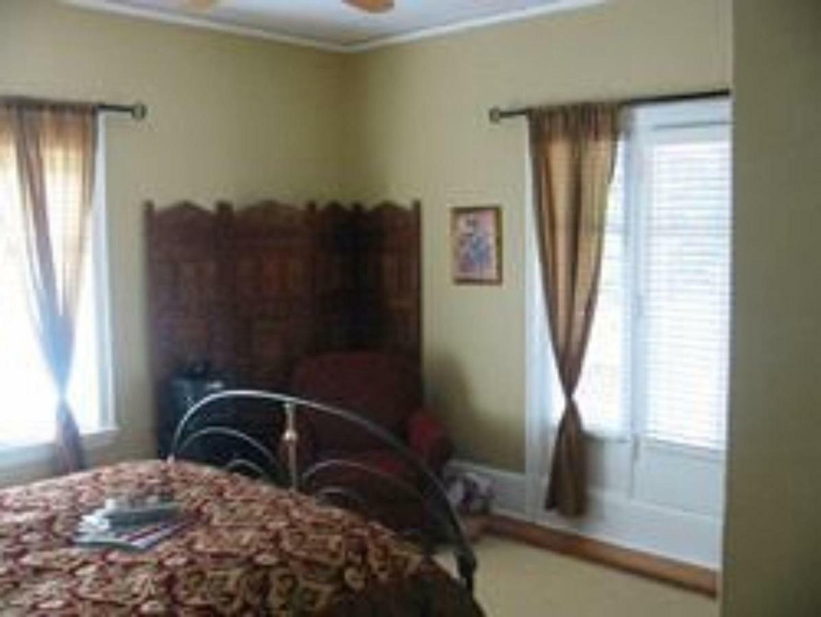 The Villa Bed & Breakfast (Adults Only) Tacoma Exterior foto