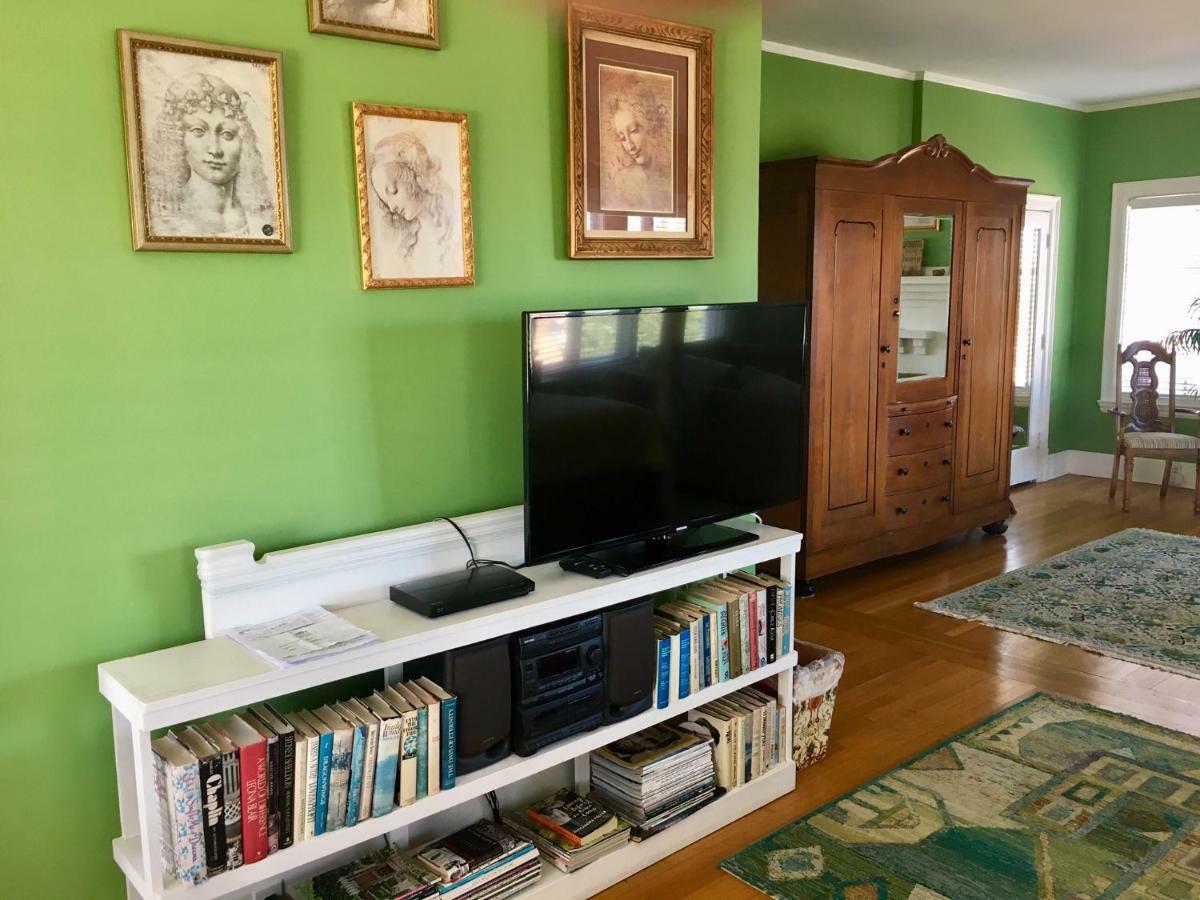 The Villa Bed & Breakfast (Adults Only) Tacoma Cameră foto